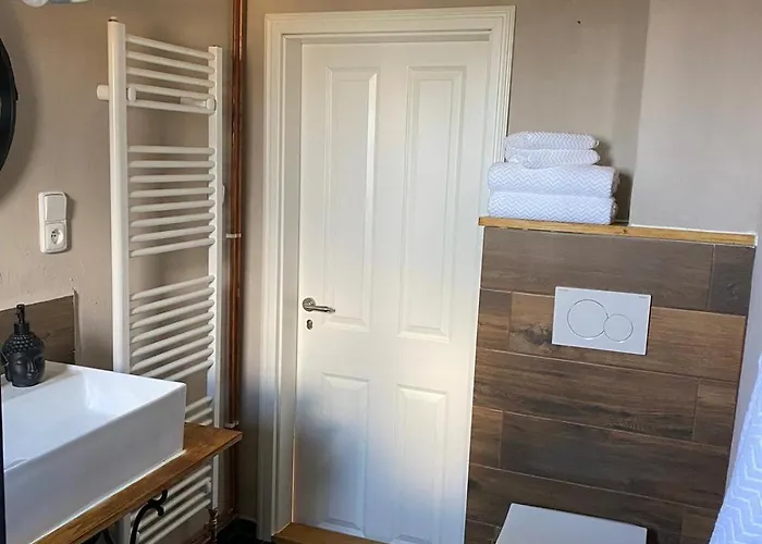 Dremcice -ceske Stredohori Holiday home *