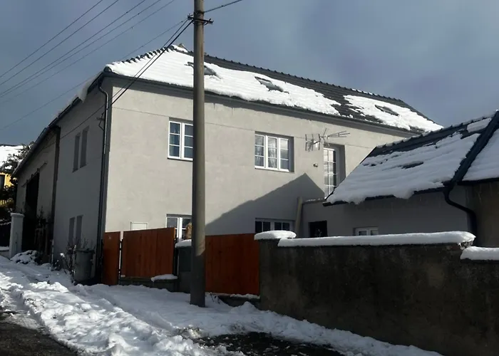 Dremcice -ceske Stredohori Ferienhaus *